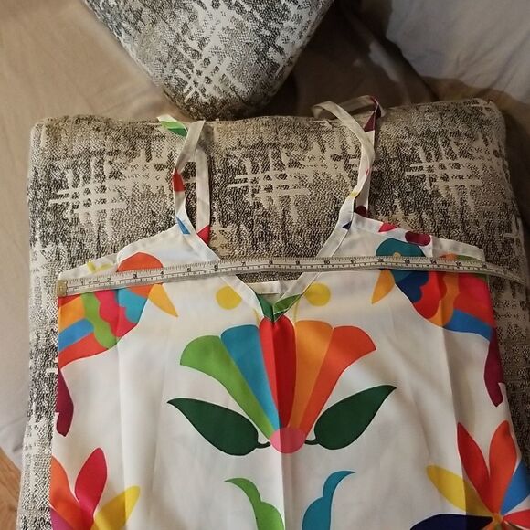 Colorful small new dress  - Picture 11 of 12